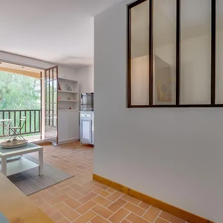 Appartement Azur Et Pins Piscine Saint-Raphaël